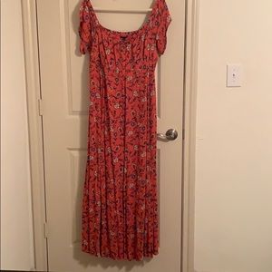 COPY - TORRID Plus Size - Off-The-Shoulder Maxi D…